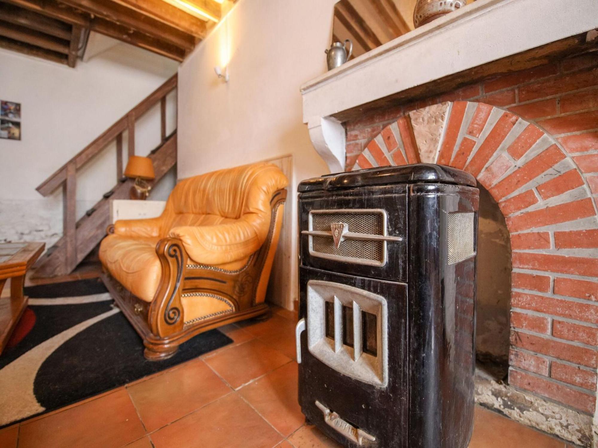 Traditional Holiday Home In Brinon Sur Beuvron 외부 사진